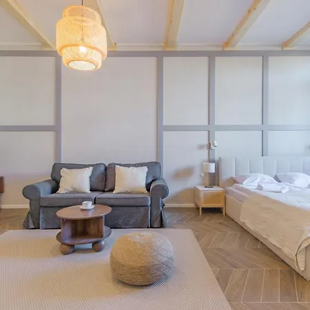 Daire Bursztynowa Rewa, Sun & Snow Rewa