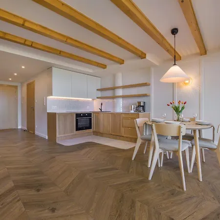 アパート Bursztynowa Rewa, Sun & Snow レバ