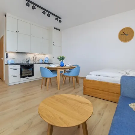 Bursztynowa Rewa, Sun & Snow アパート レバ