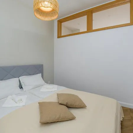 Daire Bursztynowa Rewa, Sun & Snow Rewa