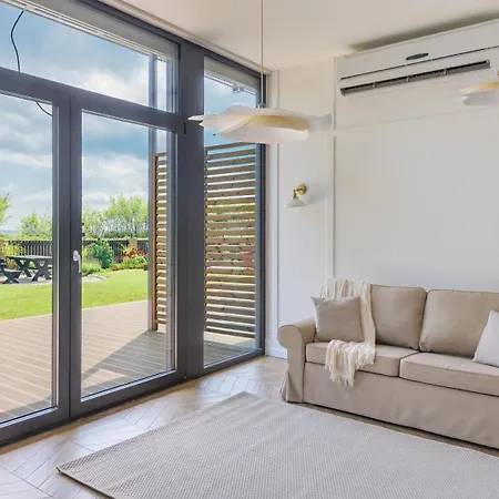 Daire Bursztynowa Rewa, Sun & Snow Rewa