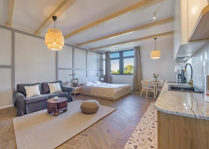 Bursztynowa Rewa, Sun & Snow * רווה