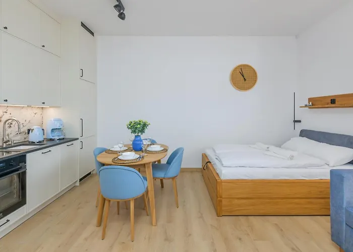 Bursztynowa Rewa, Sun & Snow * רווה