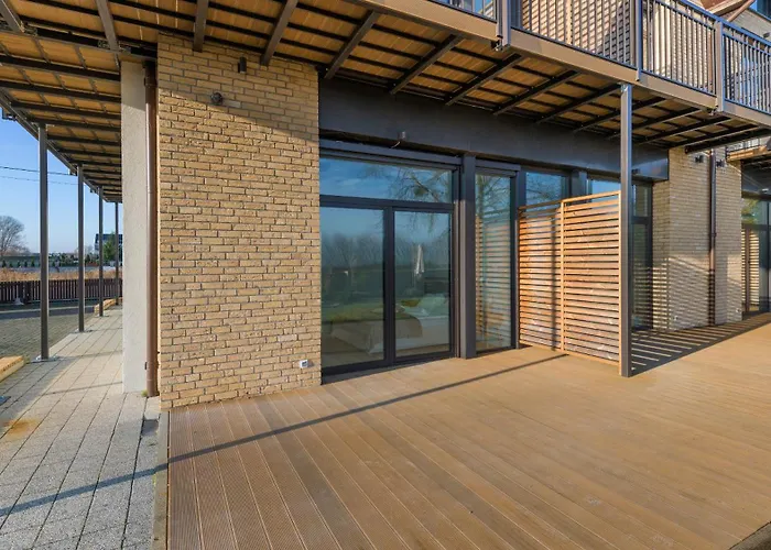 Bursztynowa Rewa, Sun & Snow Rewa